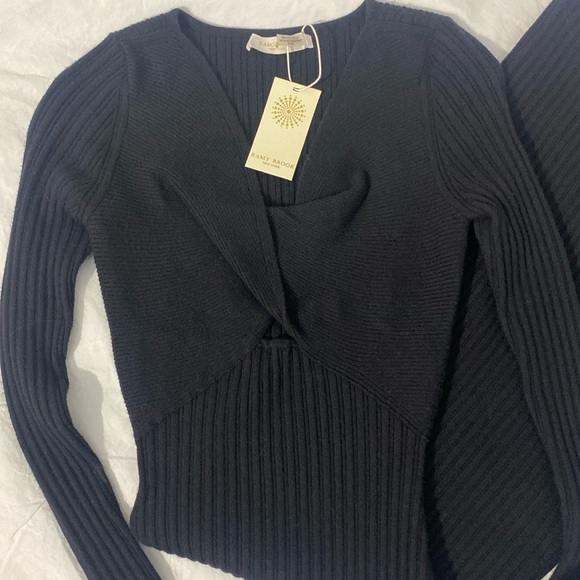 🔥🎄NWT RAMEY BROOK BODYCON BLACK RIBBED MIDI DRESS - Picture 1 of 9